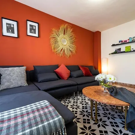 New Stunning Design Flat Con Cochera