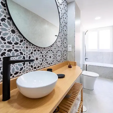 New Stunning Design Flat Con Cochera * Granada
